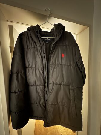 Schwarze Daunenjacke von U.S. Polo Assn., Grösse L