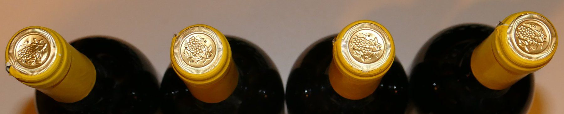 Vino: 4 Fl. Grumello Riserva 1983 - Valtellina – Nuovo (secondo la descrizione) da Hochdorf venduto da Sukram58 3