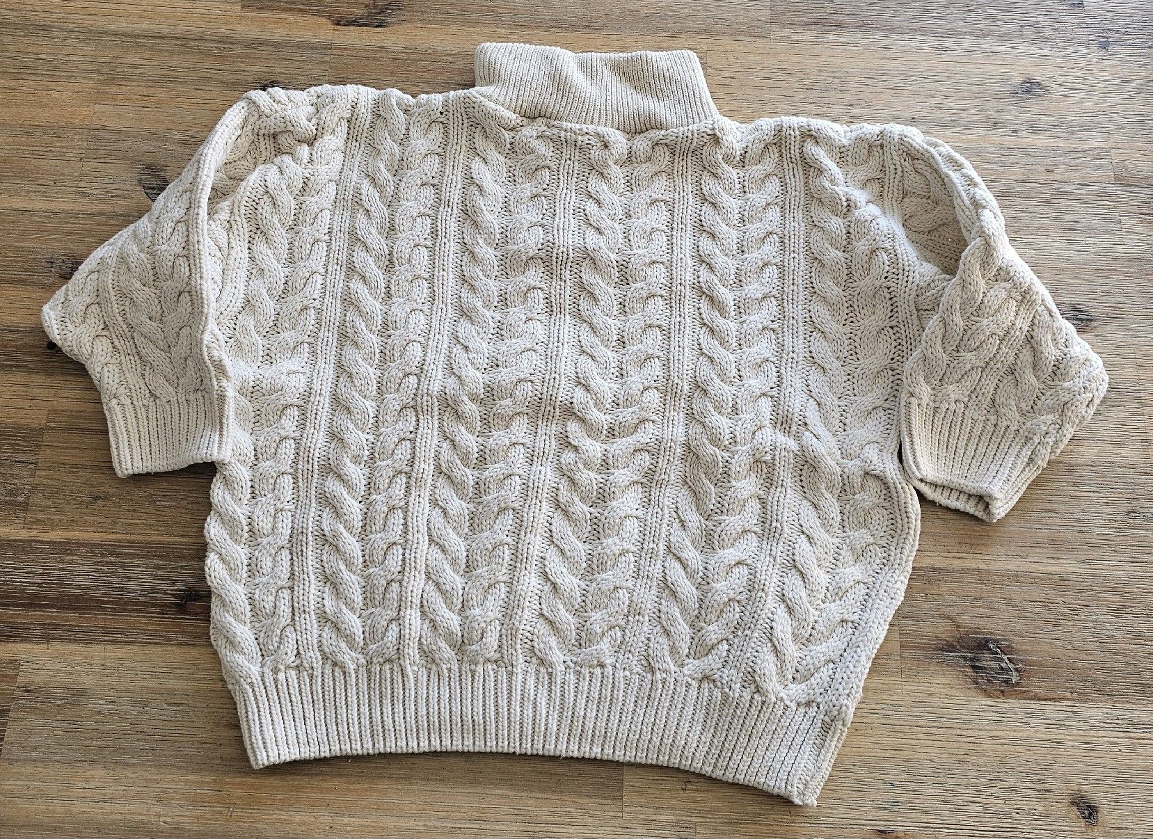 H&M Pullover & Sweatshirts: Kinder Pullover H&M Grösse 92 beige Zopfmuster – Gebraucht aus Basel von Sinibini86 1