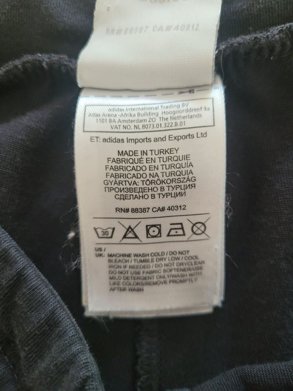 Adidas Pantaloni: Adidas 3/4 Damenhose Schwarz Gr.S – Usato da Sachseln venduto da Randow 3
