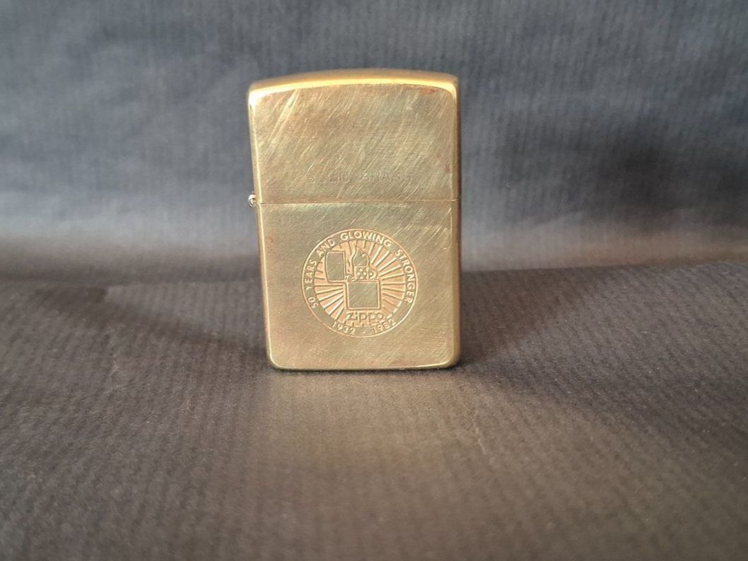 Zippo Feuerzeuge: ZIPPO Feuerzeug Solid Brass vintage 50 years 1982 – Gebraucht aus Genève von justnotsocommon 1