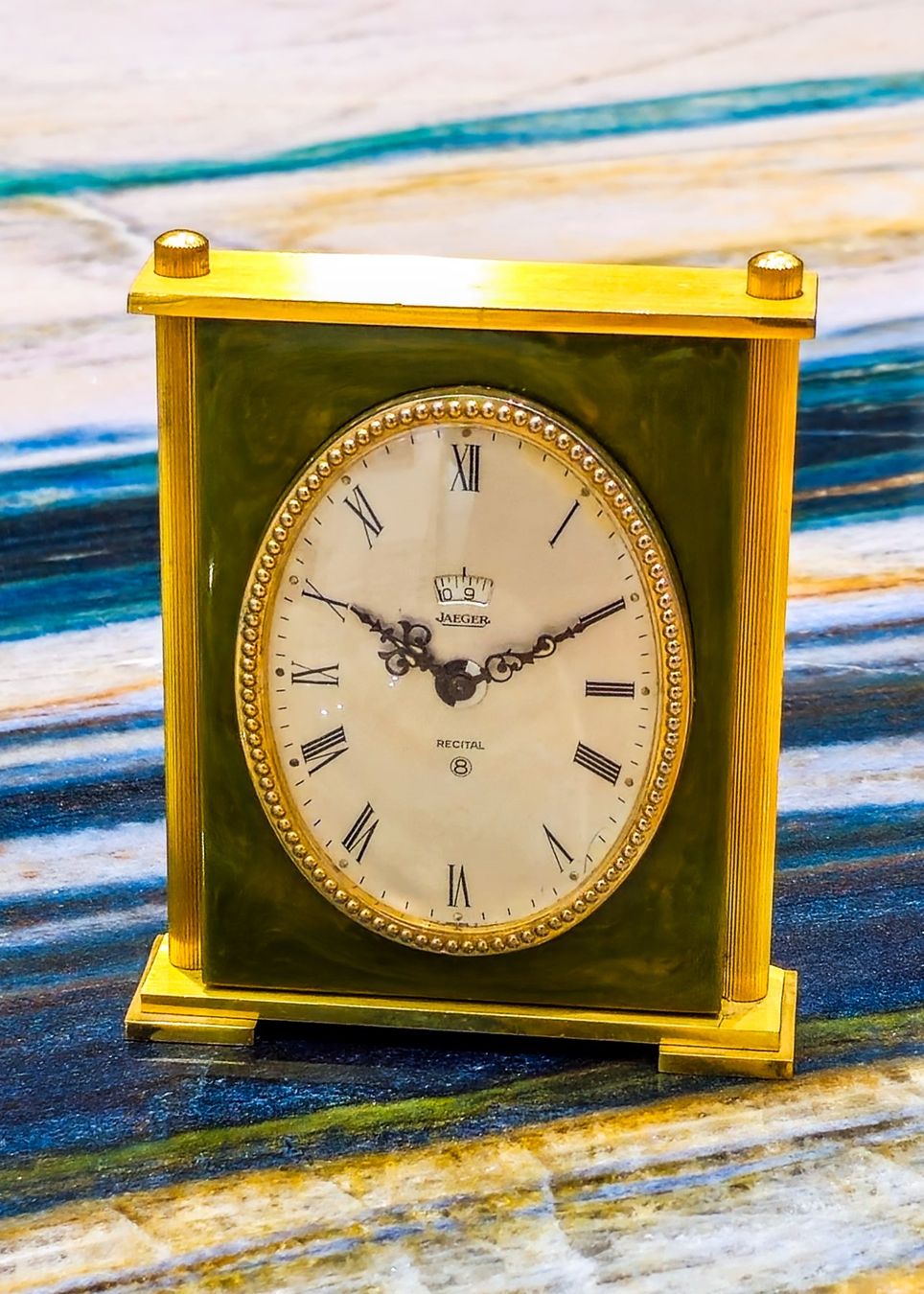 Jaeger-Lecoultre Wecker: Jaeger Le-Coultre Tischwecker mit grünem Jade – Gebraucht aus Lugano von R.Riccardo 1