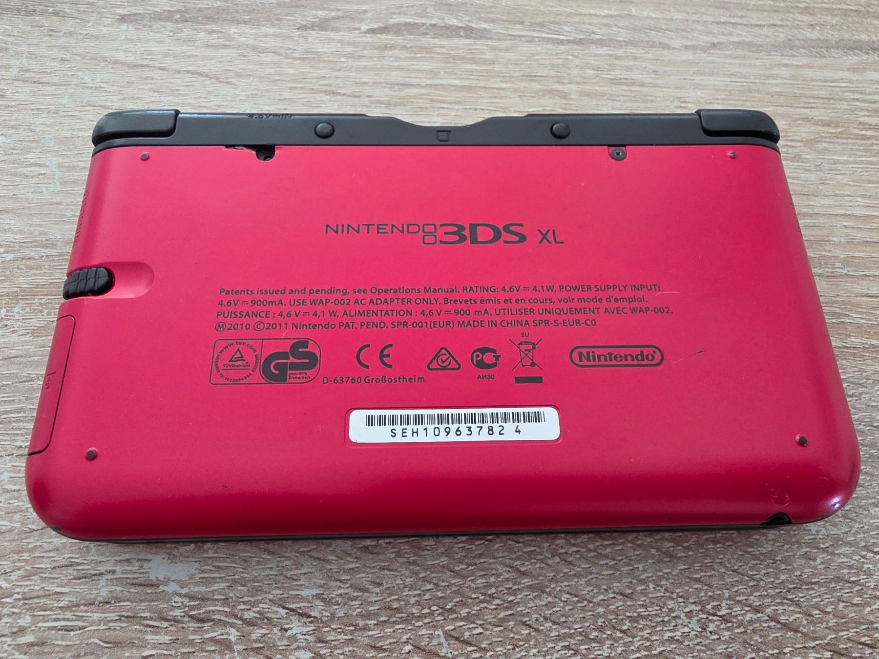Nintendo Console: Nintendo 3DS XL in rot – Usato da Sempach venduto da Knuckles17 7