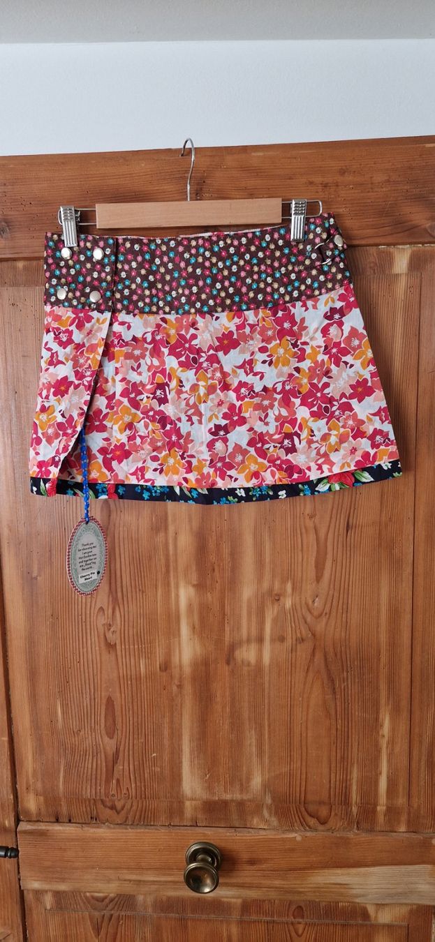 Moshiki Gonne: Moshiki Jupe Reversible neu – Nuovo e nell'imballaggio originale da Rifferswil venduto da maruna 1