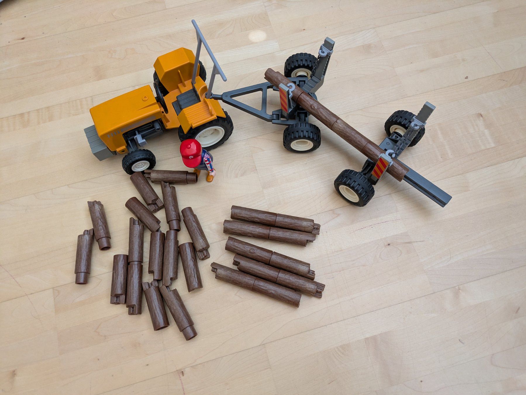 Playmobil Jouets: Playmobilset: Holzfäller – D'occasion à Bern par macsandra