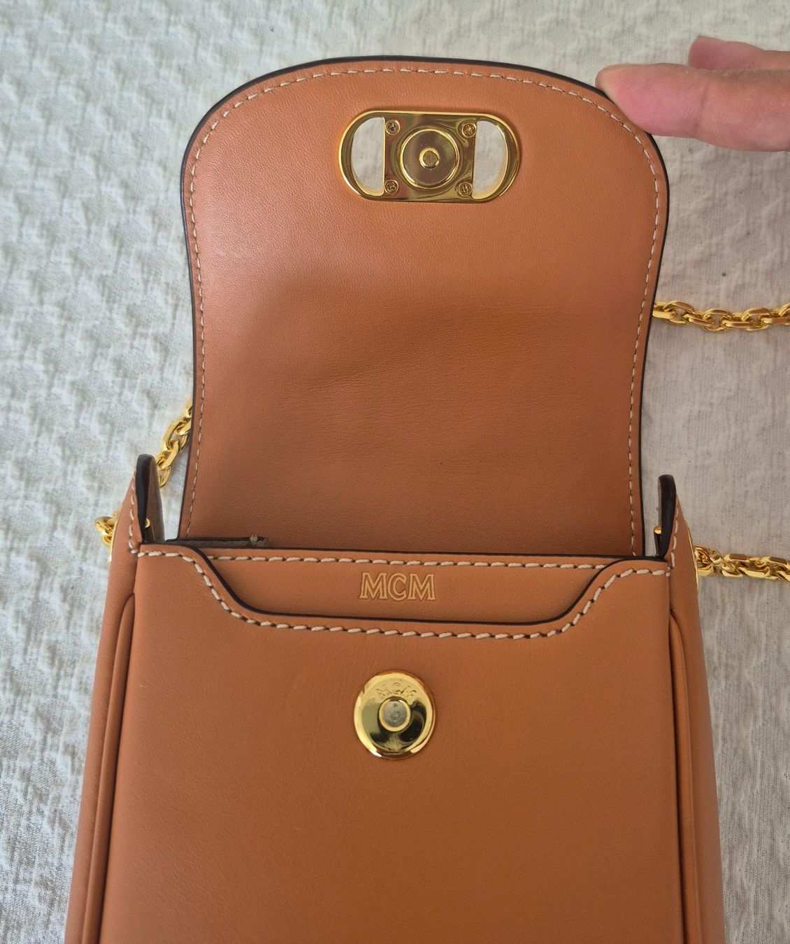 Mcm Borse da donna: MCM Crossbody Bag aus Leder – Usato da Dottikon venduto da Pega7 5