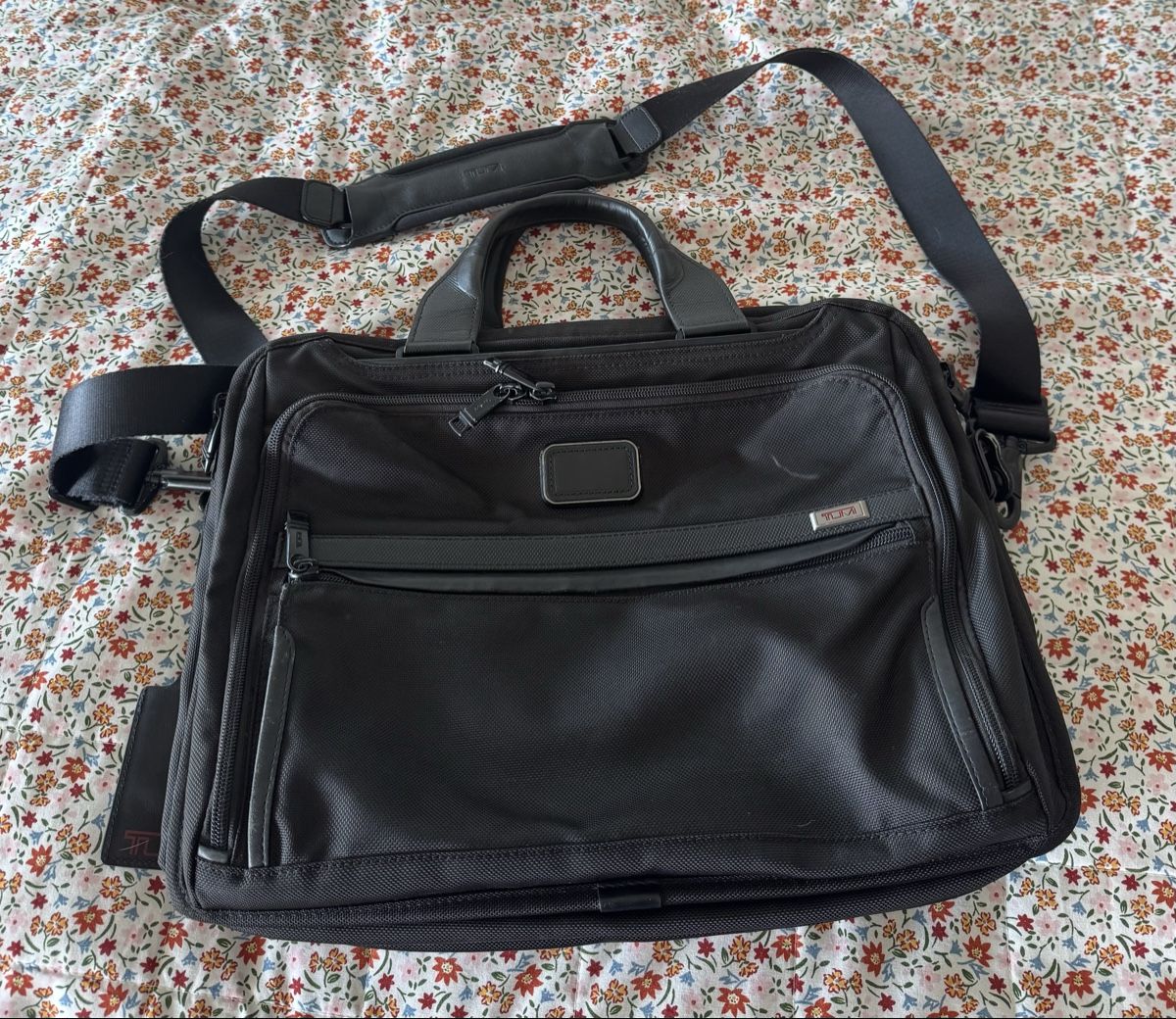 Tumi Sacs: TUMI Laptop-Tasche ALPHA 3 – D'occasion à Meilen par PaulBenz