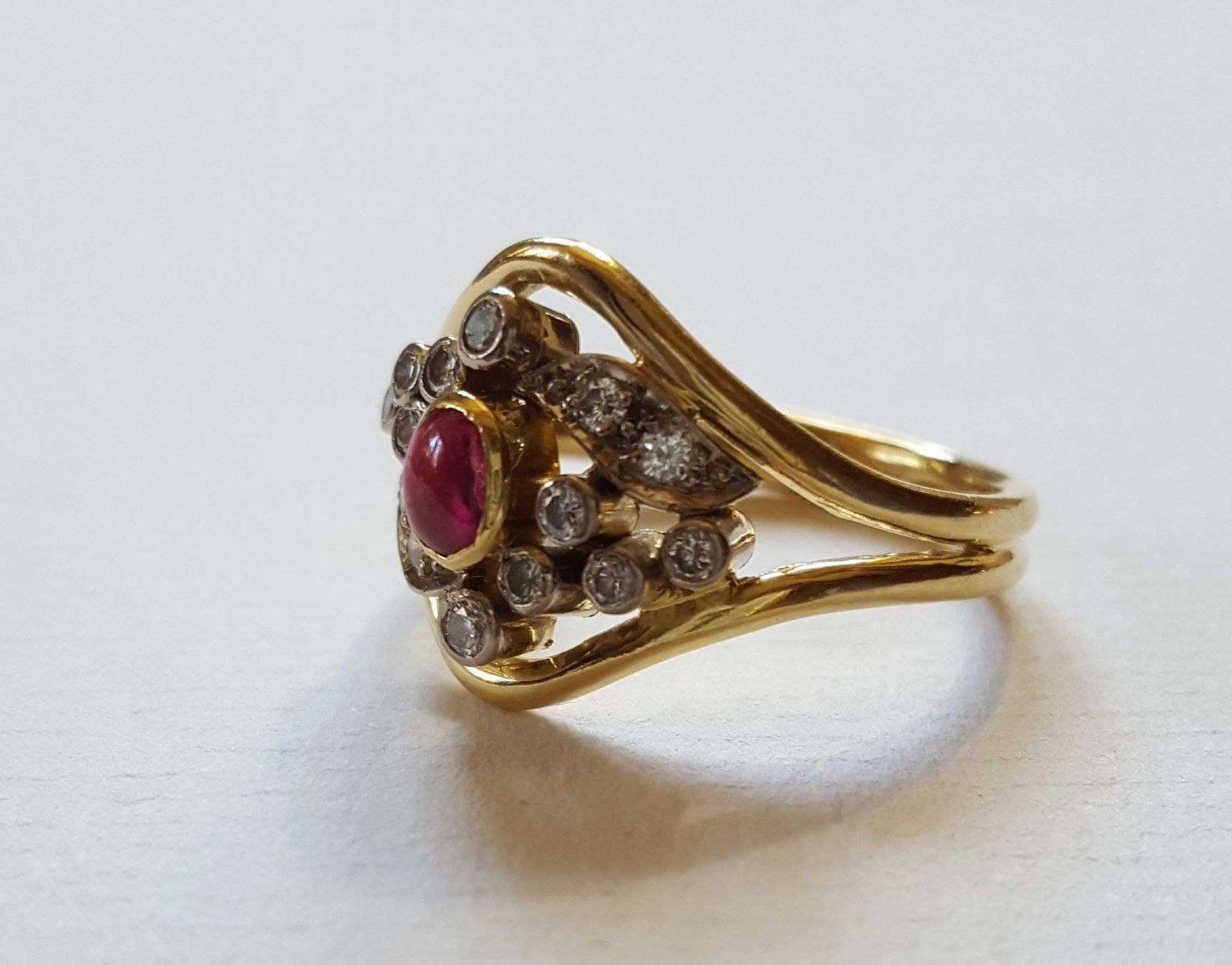 Anelli: 750 Massiv Gold Ring Mit Diamanten/Rubin – Usato da Wald ZH venduto da Aniade 5