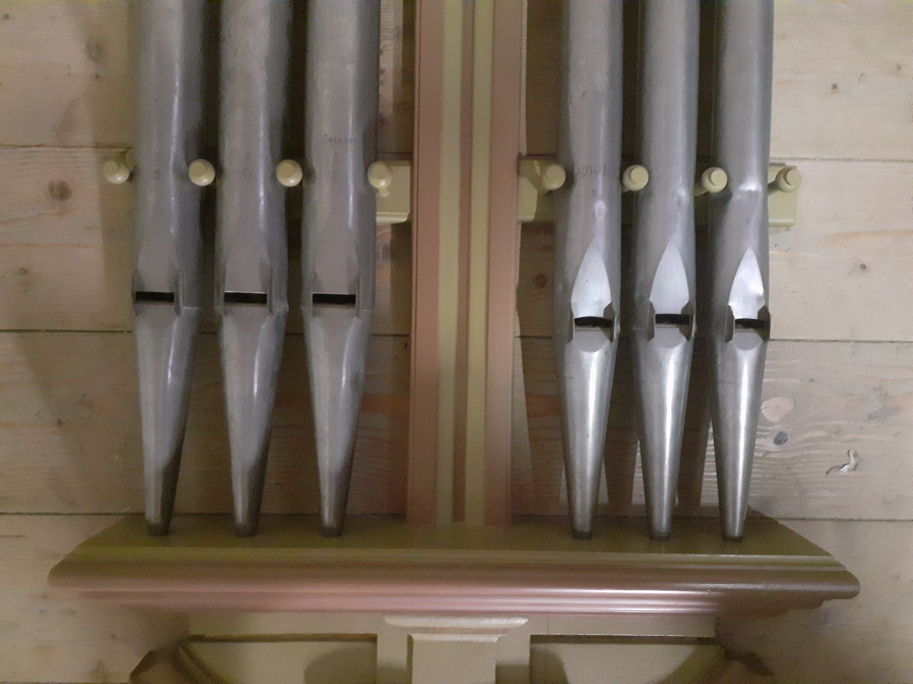 Wurlitzer Musikinstrumente: ❤ 2 Barock Halterungen oder Gestelle mit Orgelpfeifen..👀 – Gebraucht aus Wetzikon ZH von Patina-Art 2