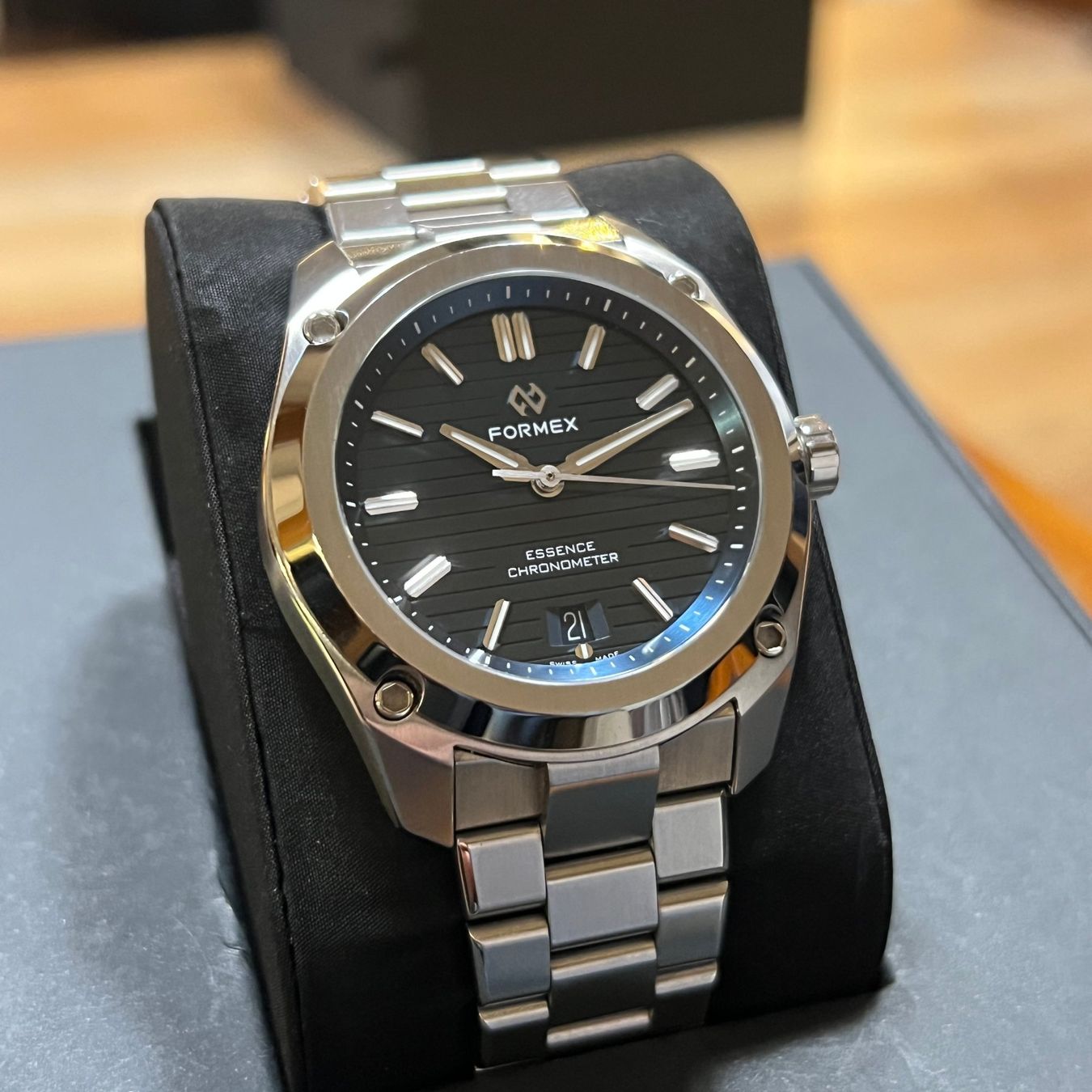 Formex Uhren: Formex Essence Blue Dial Full Set 0333.1.6631 – Gebraucht aus Carouge GE von Watchaser 1