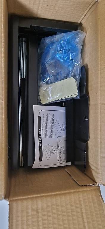 Supporti a parete: Pc Halter schwarz – Usato da Bellach venduto da lgr_v955