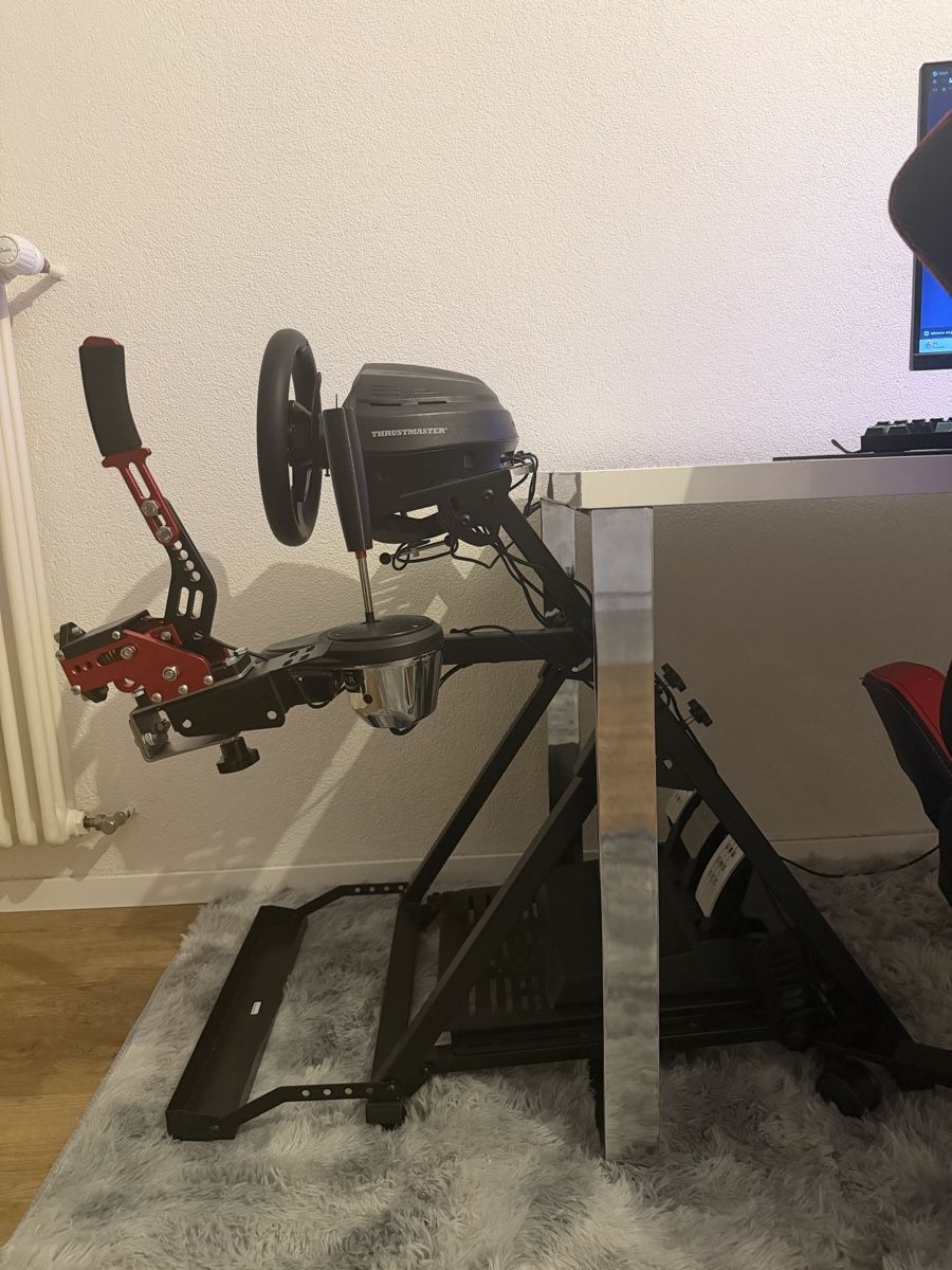 Logitech Console: 🔥 Setup Sim Racing Complet 🔥 – Nuovo (secondo la descrizione) da Prilly venduto da luc_qq78 1