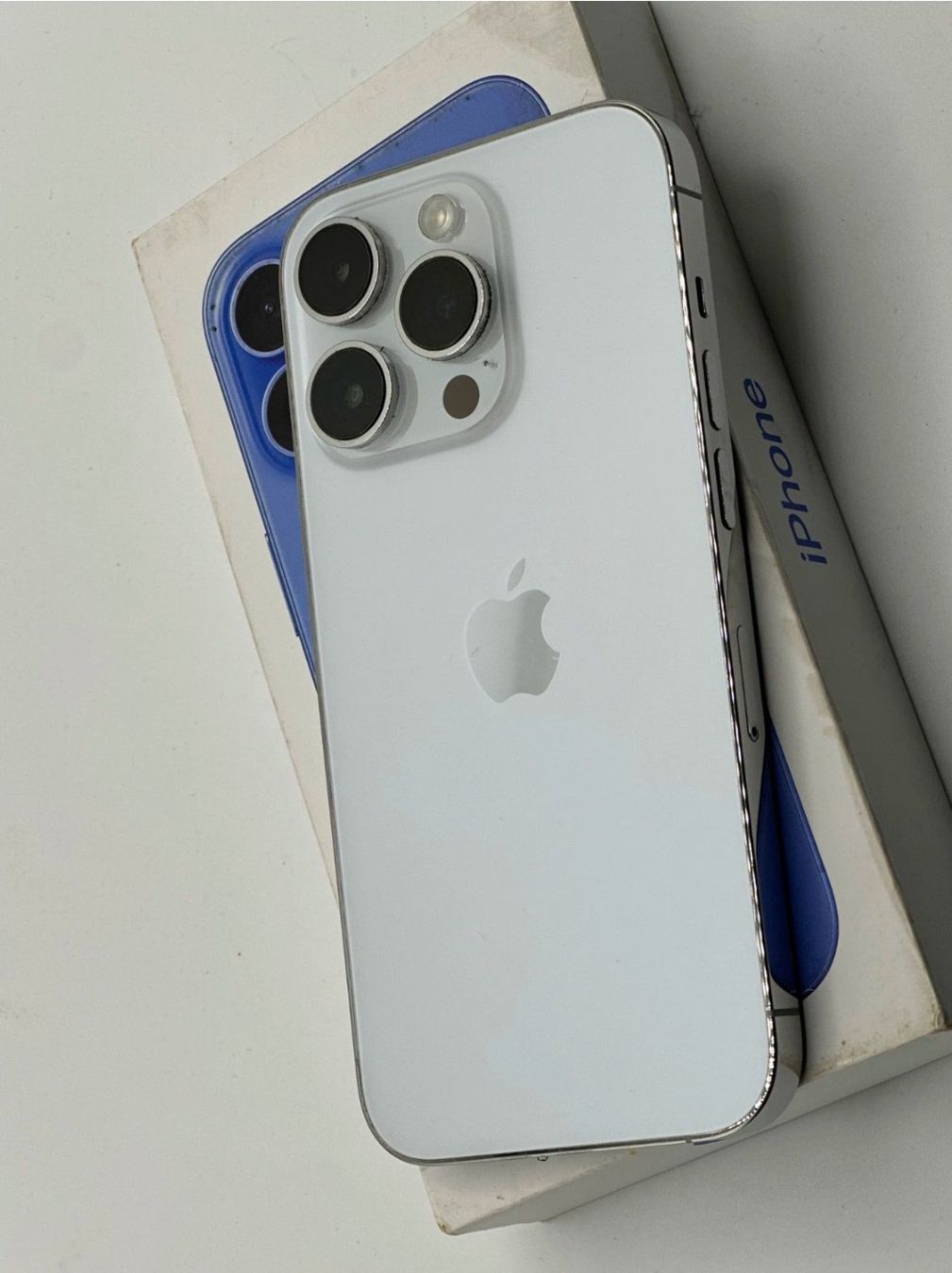 Apple Handys / Smartphones: iPhone 14 Pro (512GB) Akku 95% – Gebraucht aus Luzern von Waince786
