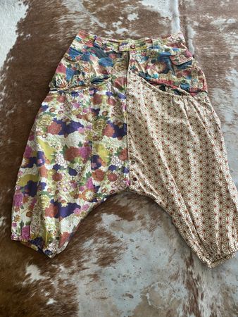 Desigual Sommerhose, Grösse 38, originelles Design!