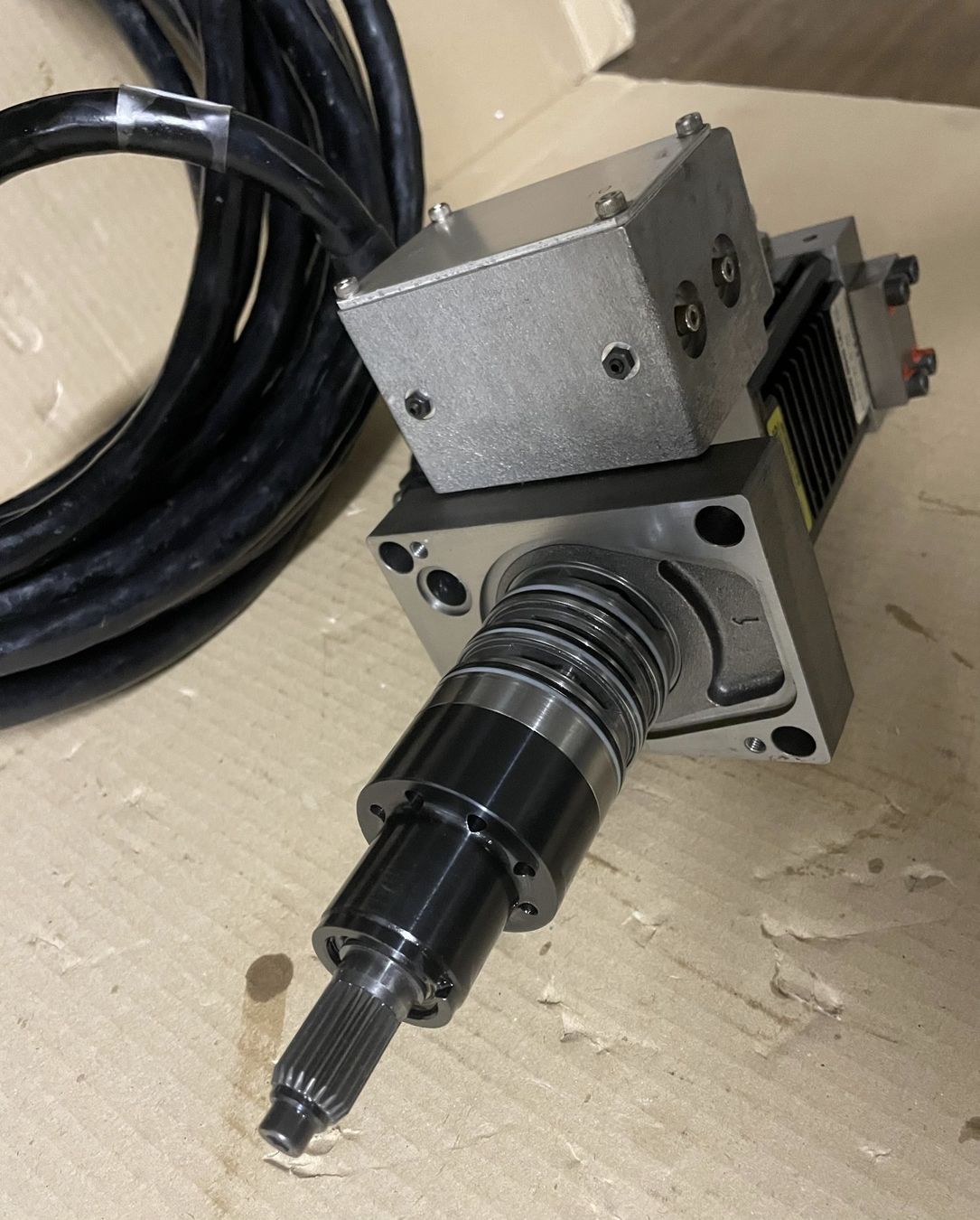 Altro per industria metallurgica: Trumpf Linearverstärker zu TC 600L – Usato da Sins venduto da 3985schluckti 6