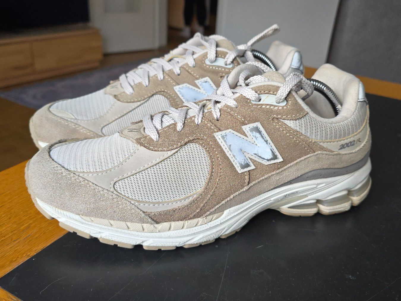 New Balance Herrenschuhe: New Balance 2002R Sneaker  .  EU 44 – Gebraucht aus Wallisellen von theblacksheep 1