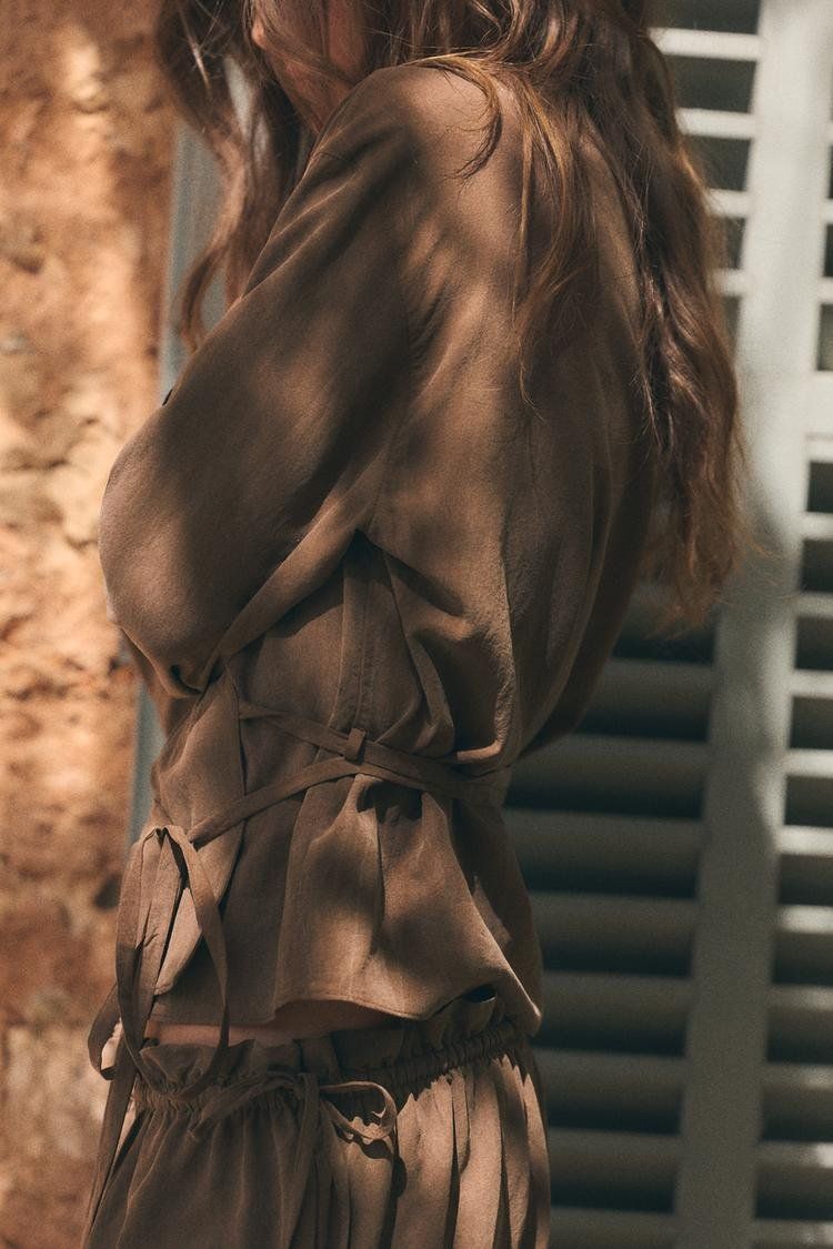Zara Blusen: ZARA Wickelbluse Bluse Hemdbluse braun Gr.M NEU – Neu und originalverpackt aus Rotkreuz von beltraum 4