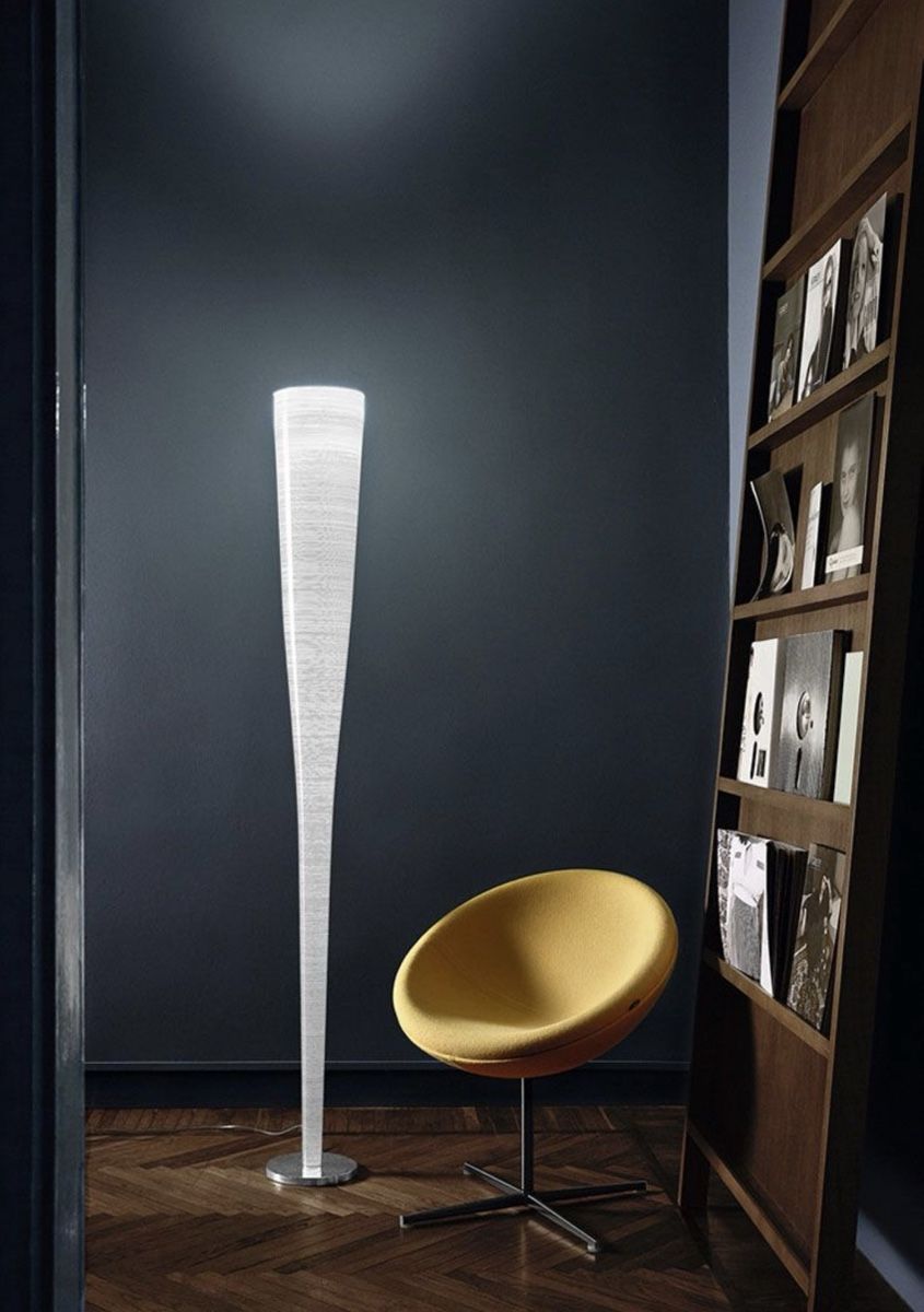 Foscarini Lampade: Foscarini Mite Stehleuchte – Usato da Luzern venduto da cam_f7qx
