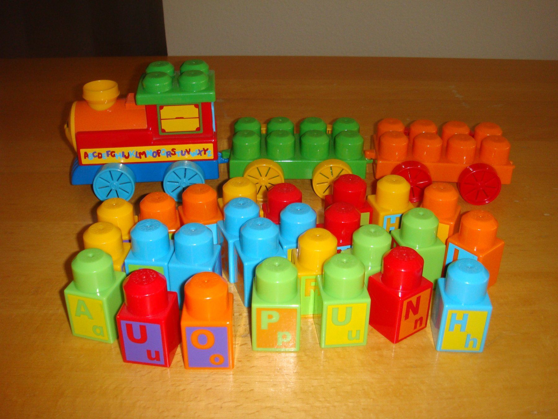 Mega Spielzeuge: Mega Bloks ABC Zug – Neu (gemäss Beschreibung) aus Reinach BL von Maryichbins 1