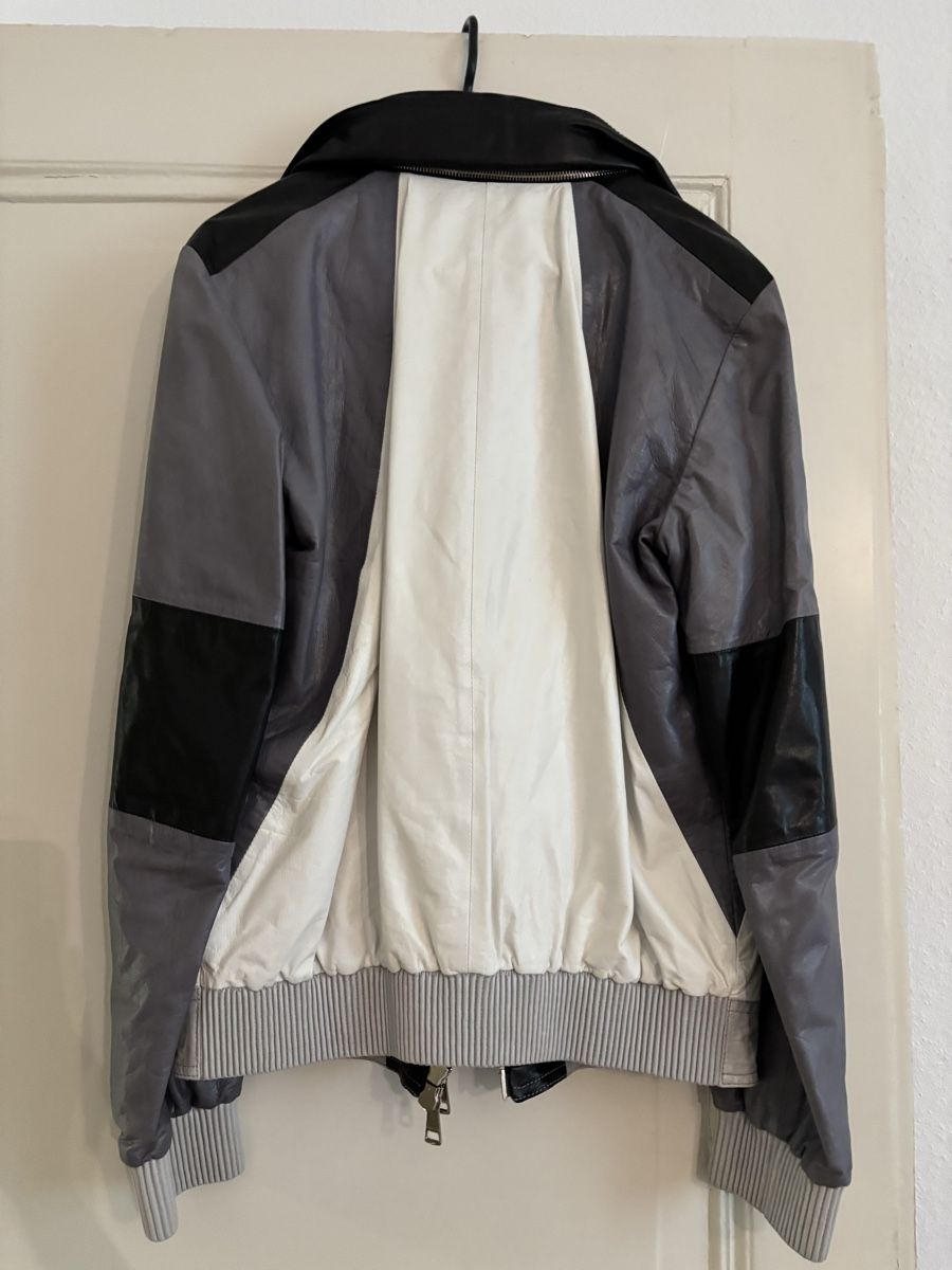 Gucci Giacche: Gucci Vintage Leather Jacket, Black, White & Grey – Usato da Basel venduto da suz_6bsc 4