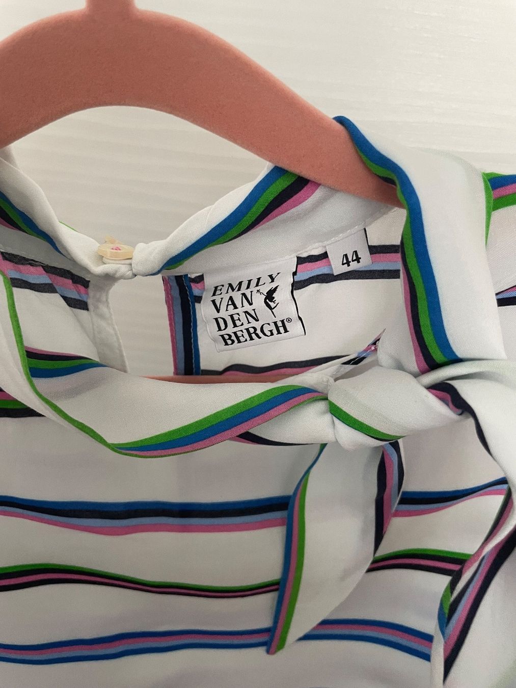 Top: Blouse Top Emily van den Berg Gr.44 – Usato da Wallisellen venduto da Rally68 2