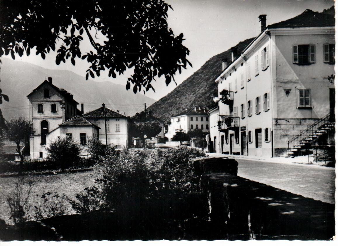 Cartoline postali: Grono – Usato da Wolhusen venduto da Curver9