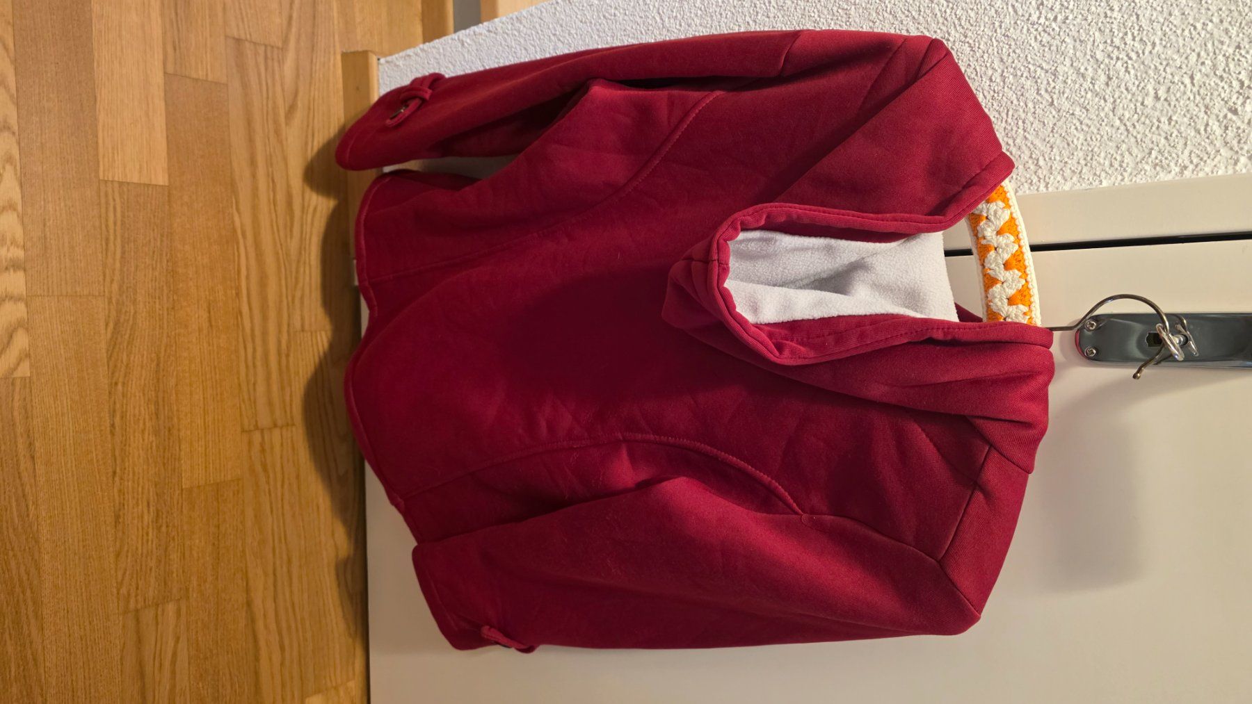 Giacche: Warme, rote Winterjacke, Grösse M. – Usato da Gränichen venduto da Namchii 1