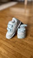 Puma Kinder Turnschuhe Grösse 27