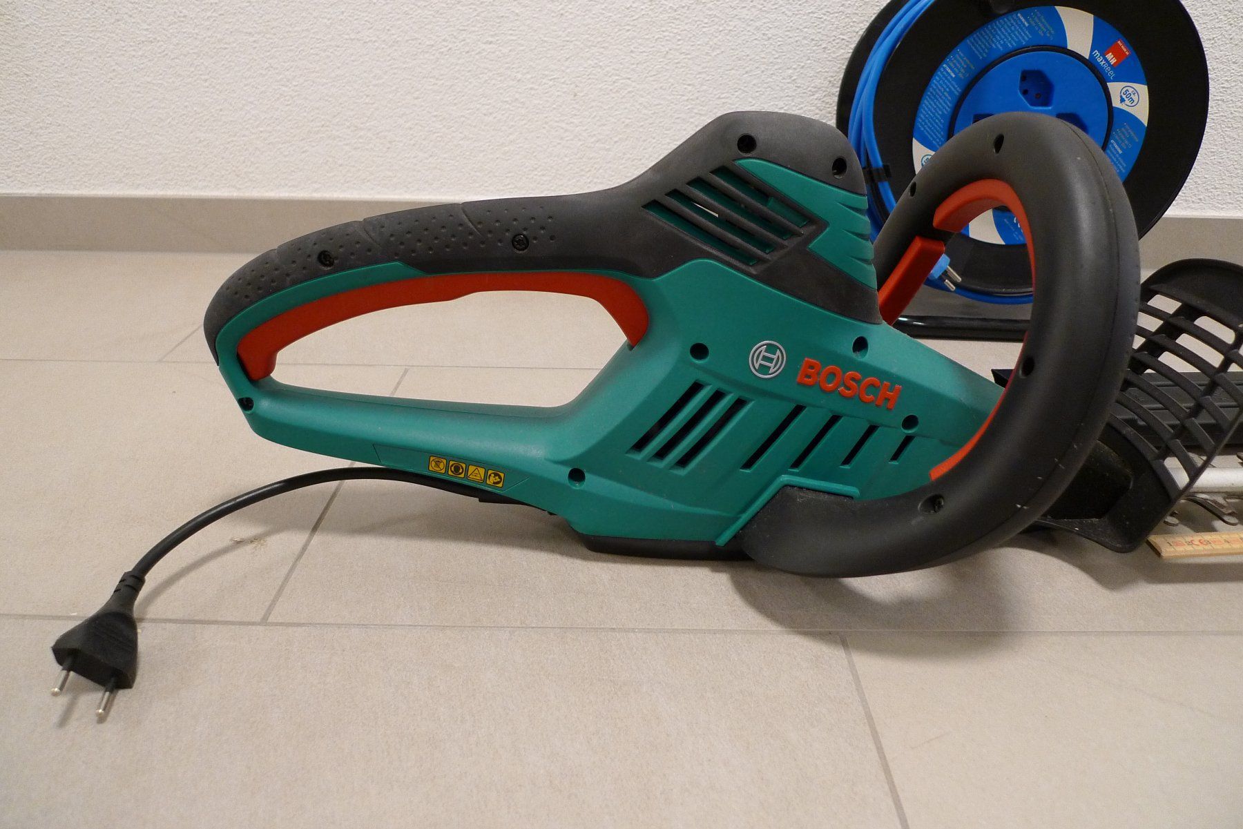Bosch Alle Werkzeuge: Bosch Heckenschere – Gebraucht aus Wil SG von froschbiss 3