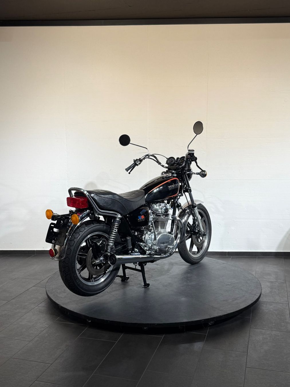 Yamaha Strada: Yamaha XS 650 SE – Usato da Zell LU venduto da .VR46. 3