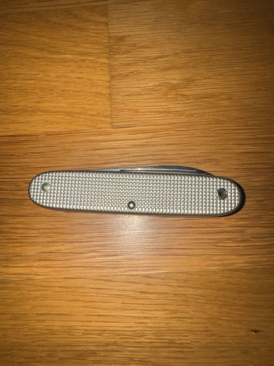 Victorinox Taschenmesser: Victorinox Sackmesser Silber – Gebraucht aus Basel von Tizi.L 1