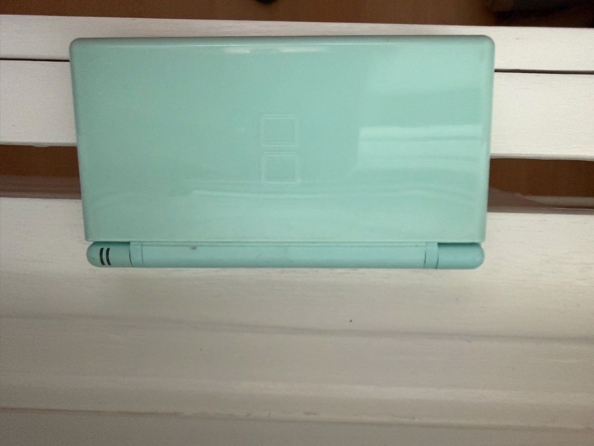 Nintendo Konsolen: Nintendo DS Lite mintgrün – Gebraucht aus Visp von amwegsvenja 2