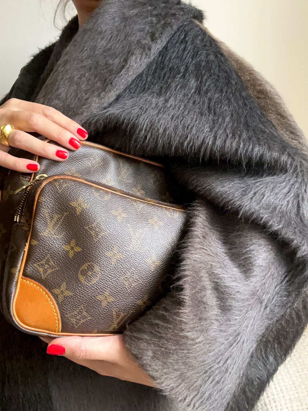 Louis Vuitton Borse da donna: LOUIS VUITTON NIL PM MONOGRAM – Usato da Fischbach LU venduto da Dear.Luki