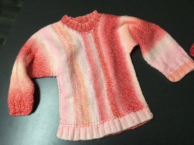 Lotti & Set di vestiti: Kleiderpaket 25 Teile Mädchen Grösse 98 / 104 – Usato da Emmen venduto da Aribini 9