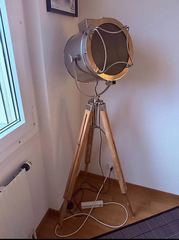 Ikea Lampade: Ikea Wohnzimmerlampe – Usato da Buochs venduto da 18-84