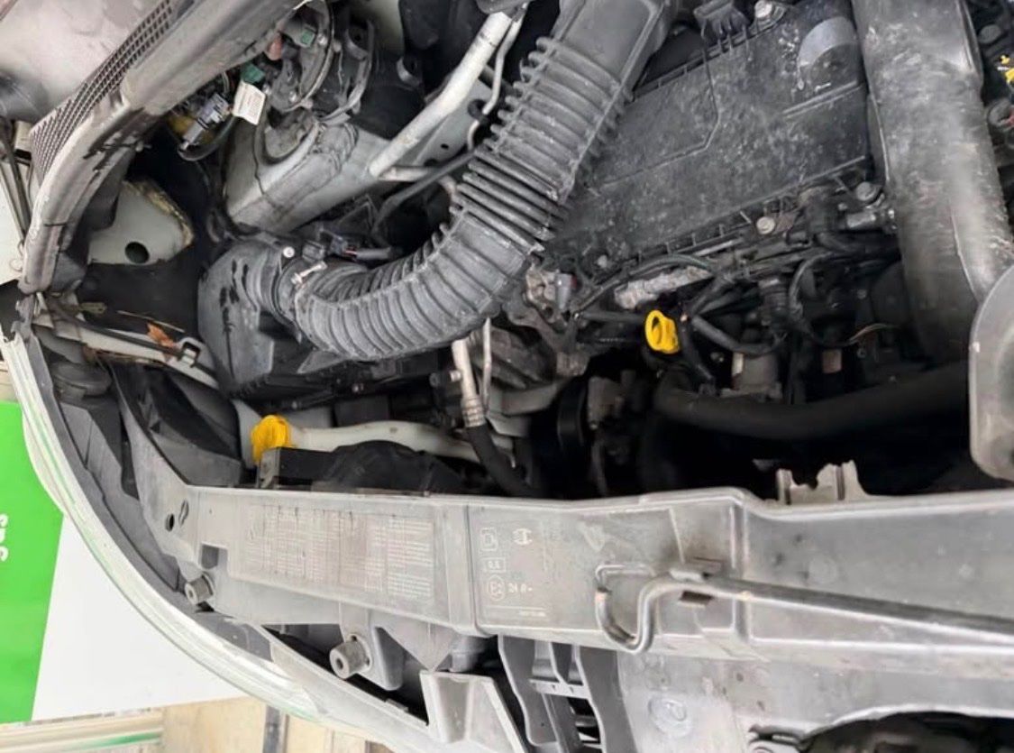 Renault Nutzfahrzeuge: RENAULT Master T35 dCL125, mit MFK. AHK. – Gebraucht aus Schänis von nik_f2wb 5