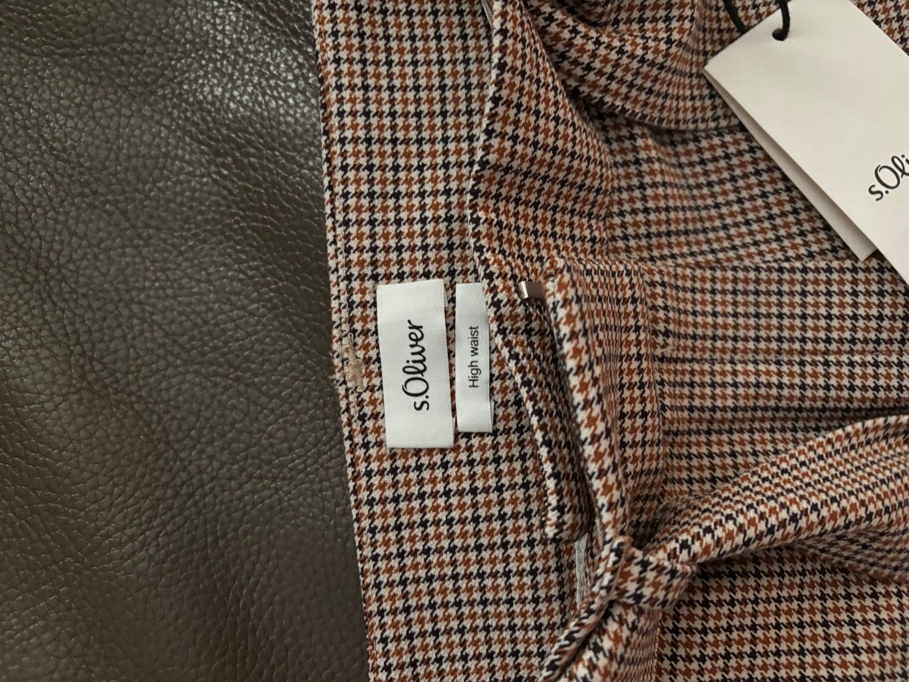 Lots de vêtements: Kleiderpaket – Neuf (Voir description) à Zürich par tinde 8