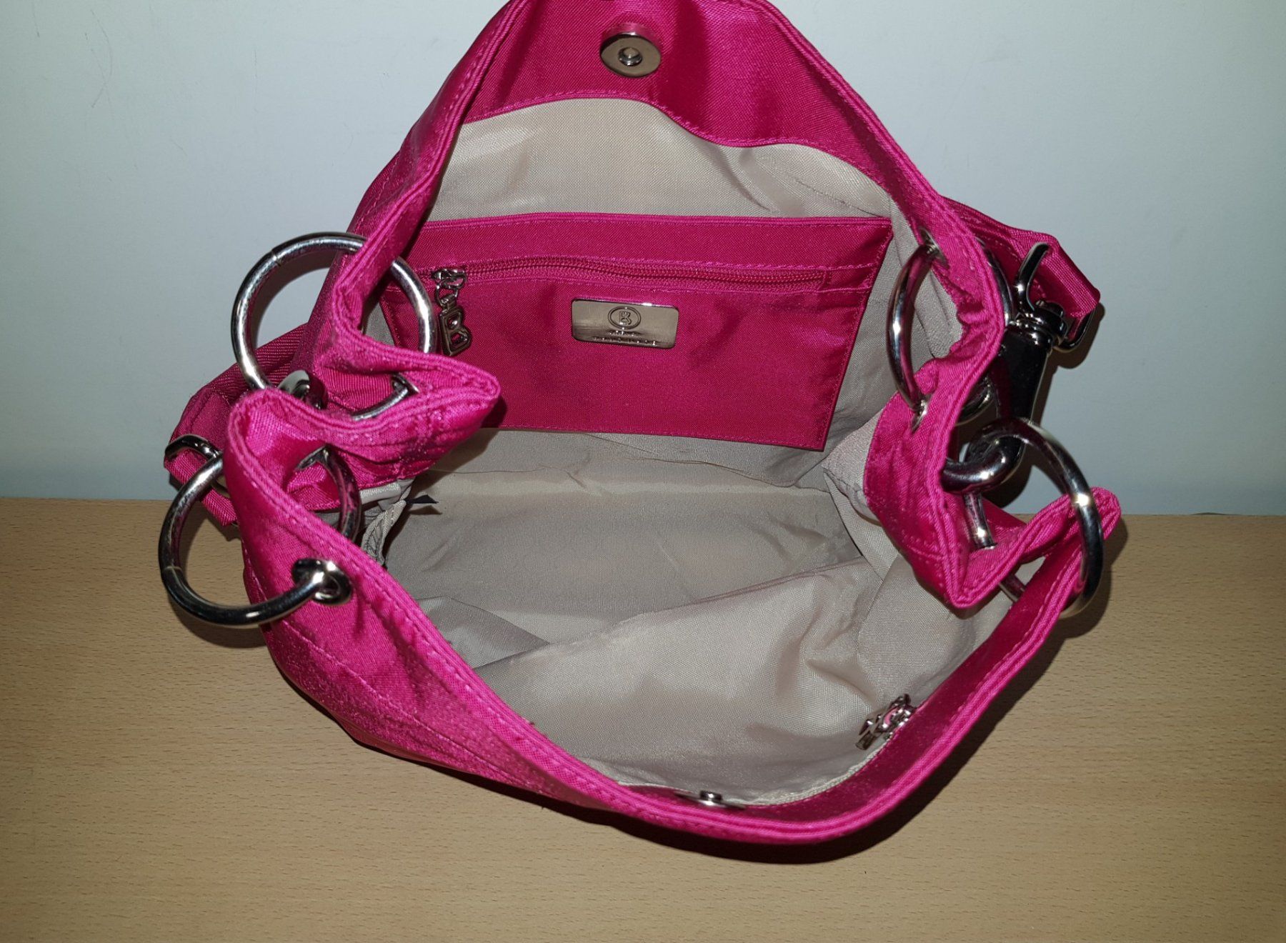 Bogner Borse da donna: Bogner Schultertasche in Rot – Usato da Basel venduto da fafa68 6