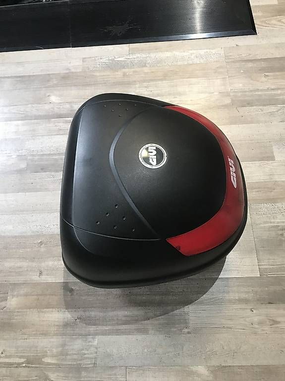 Topcase: Top Cases GIVI Koffer – Usato da Schlieren venduto da motostyling 4