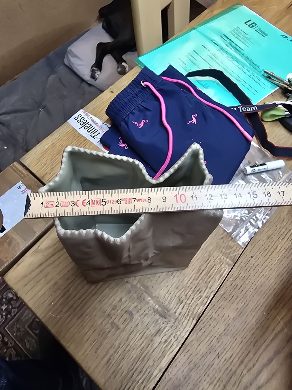 Vasi & Recipienti: Vase Papiertüte braun Keramik H20cm (D) – Usato da Rorschach venduto da TimelessTrading 6