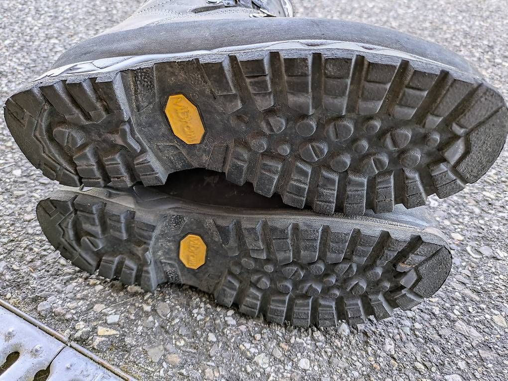 Meindl Scarpe da uomo: Wanderschuhe Meindl Gr. 44 – Usato da Münchenbuchsee venduto da noluri 1