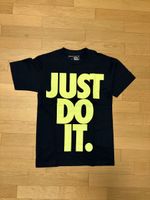 Nike "Just Do It" T-Shirt - Schwarz Gelb - Grösse S