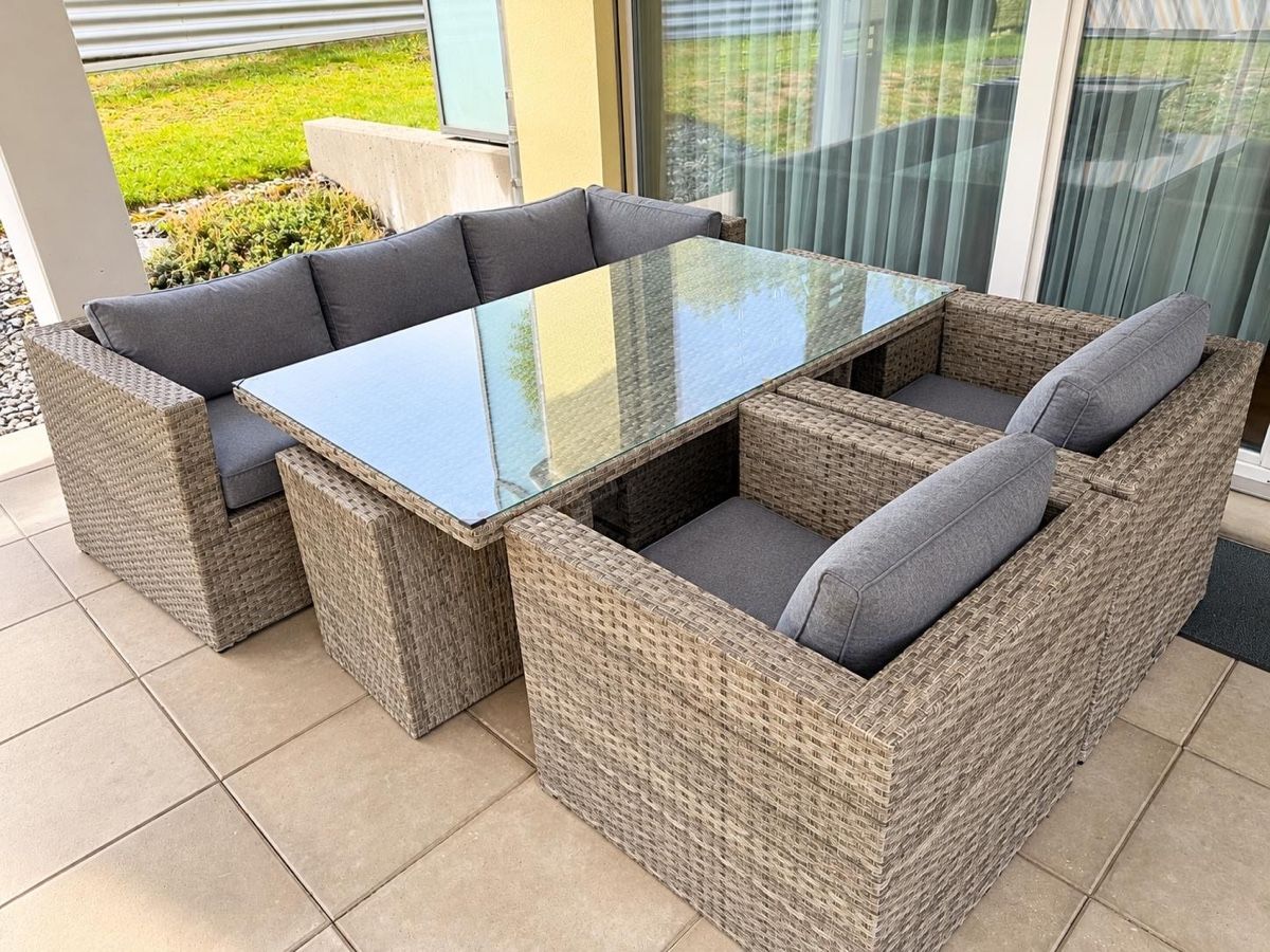 Limare Gartenlounge / Rattan Lounge mit grossem Esstisch (D'occasion) à ...