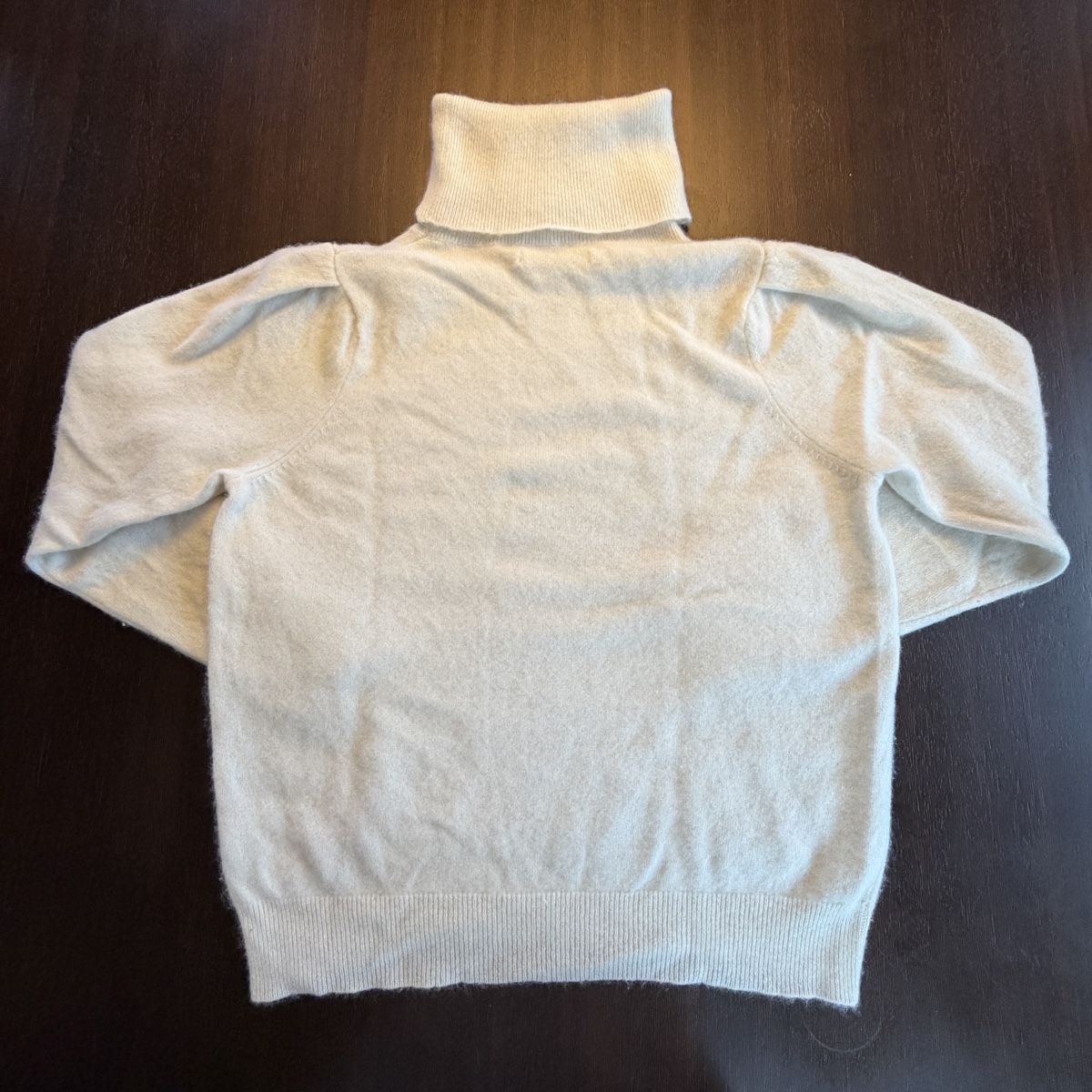 Hemisphere Maglioni & Felpe: HEMISPHERE KASCHMIR-ROLLKRAGENPULLOVER S – Usato da Uetikon am see venduto da seller.2020 2