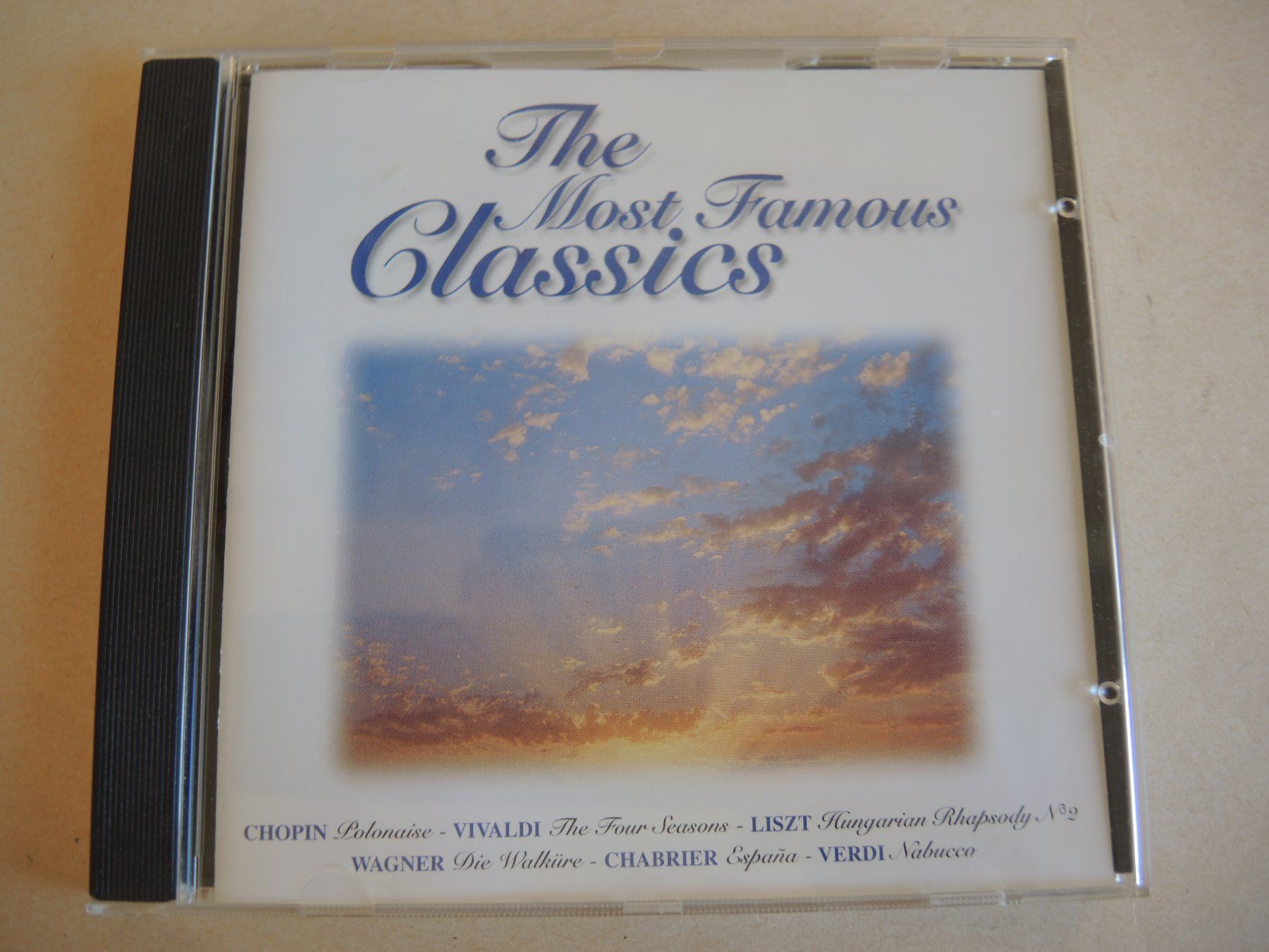 CD: The Most Famous Classics - CD Vivaldi Chopin uvm. – Usato da Rorschach venduto da maeck8
