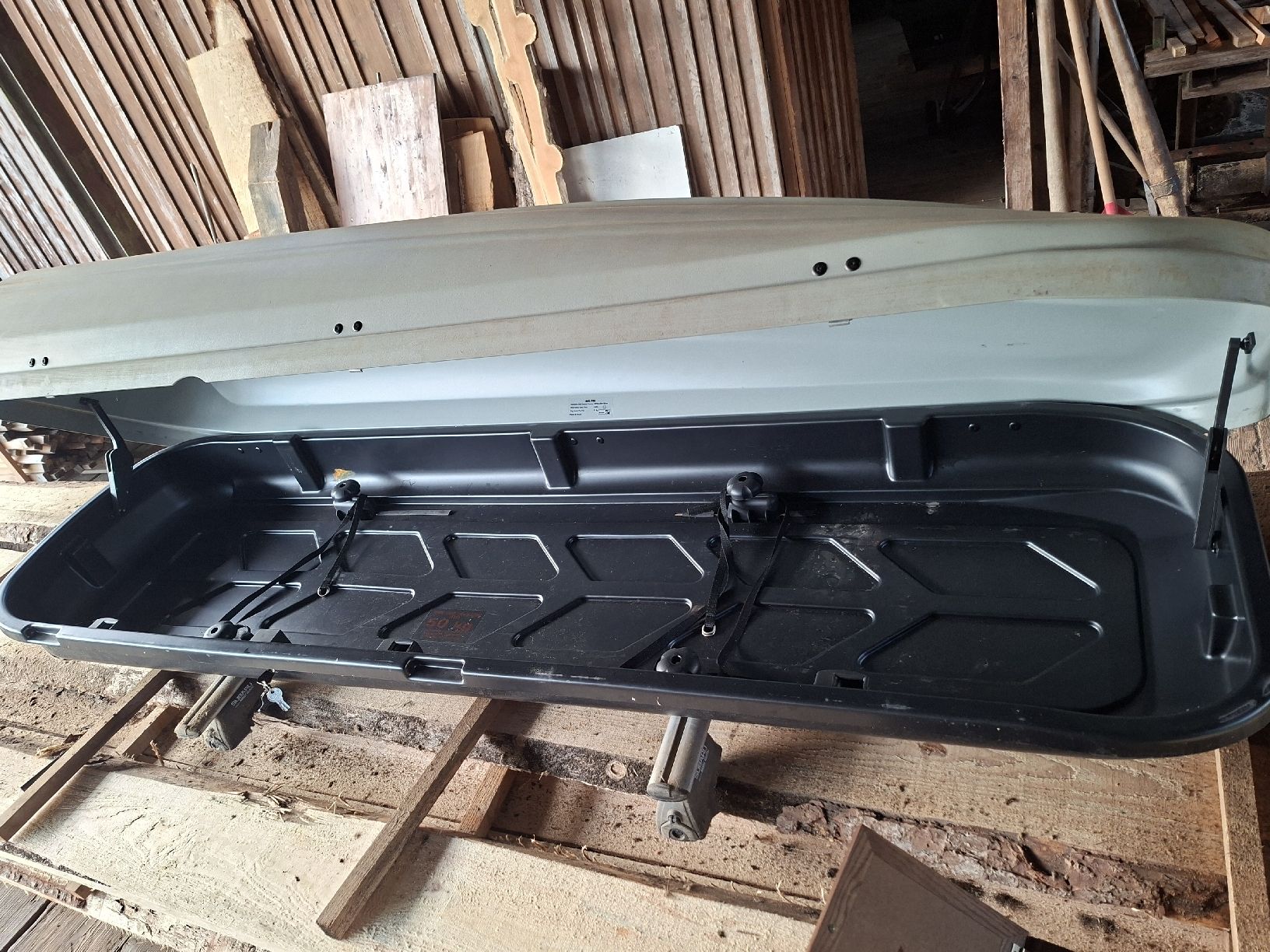 Dachboxen: Skibox – Neu (gemäss Beschreibung) aus Vordemwald von Stenzi 2