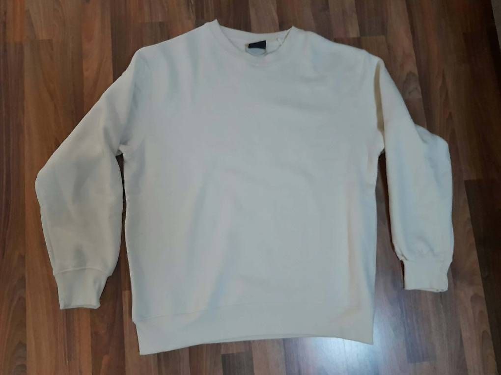 Pulls & Sweat-shirts: Pullover weiss – Neuf avec emballage d'origine à Triesen par naomikindle13
