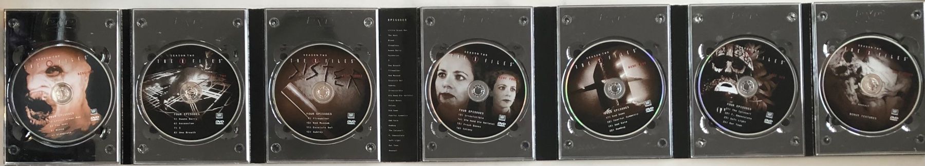 Tutti i DVDs: THE X-FILES (SAISON 2) – Usato da Poliez-Pittet venduto da Newtown-Records 2