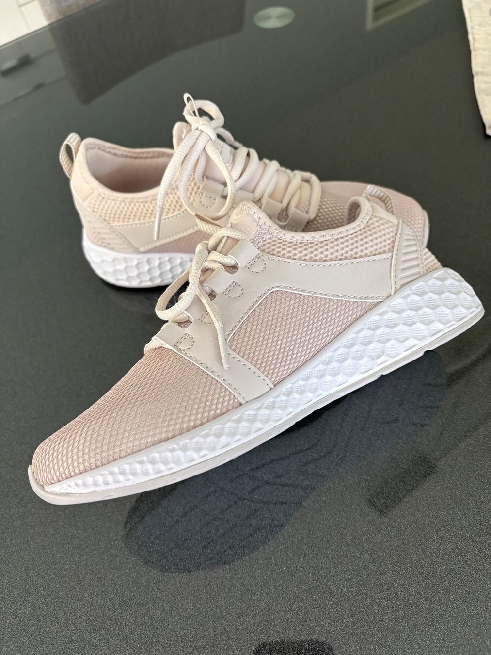 Bench Scarpe da donna: Sneaker Gr. 37 Bench. NEU – Nuovo (secondo la descrizione) da Bergdietikon venduto da Utiger55 1