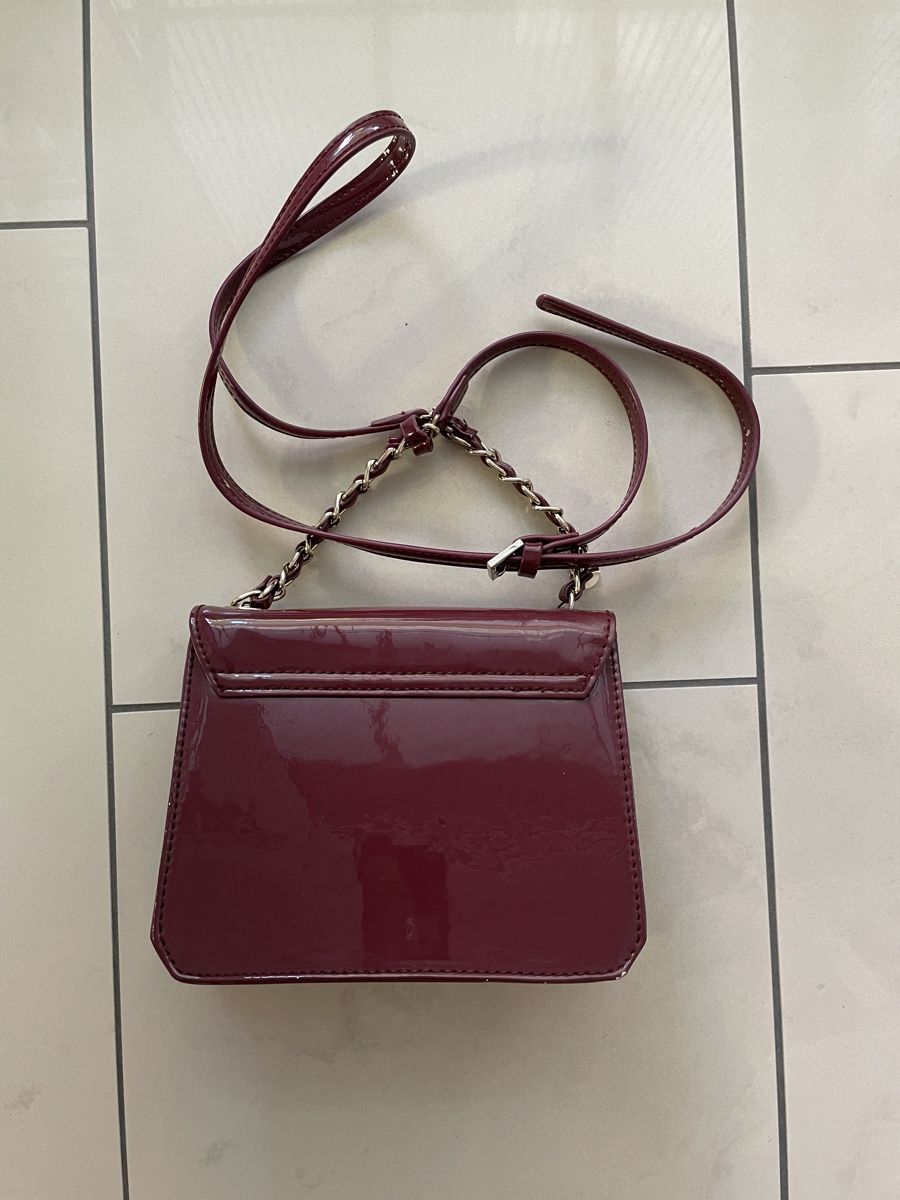 Guess Taschen für Damen: Handtasche von Guess – Gebraucht aus Dietikon von ama_zw8w 3